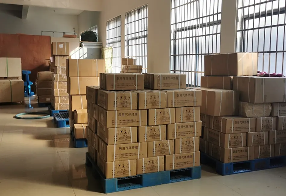 Nagbebenta ang aming kumpanya ng malaking medical gas manifold sa mga customer ngayon
